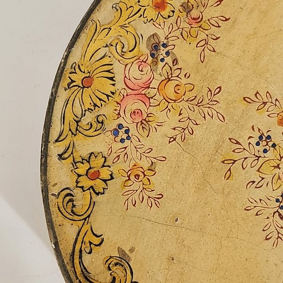 Antique Japanese Porcelain Serving Dish in Original Hand Painted Wooden Box - Picture 8 of 10